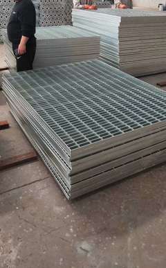 鍍鋅鋼格板 特性、應(yīng)用與選擇指南